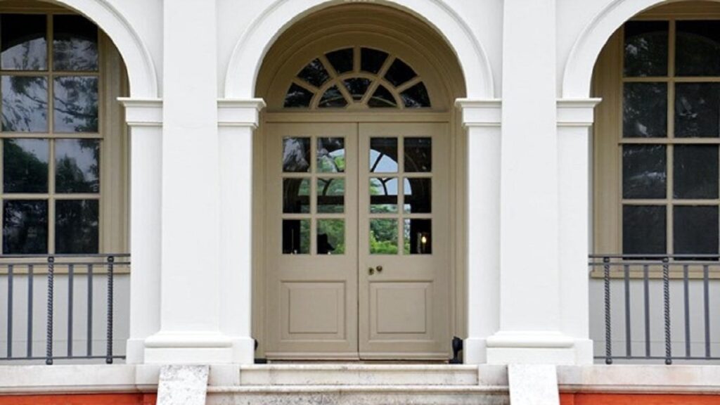 How To Clean Your Exterior Doors